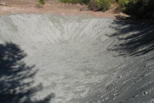 Washed Aggregate.Clay.Common Uses for Clay.Pond Liner